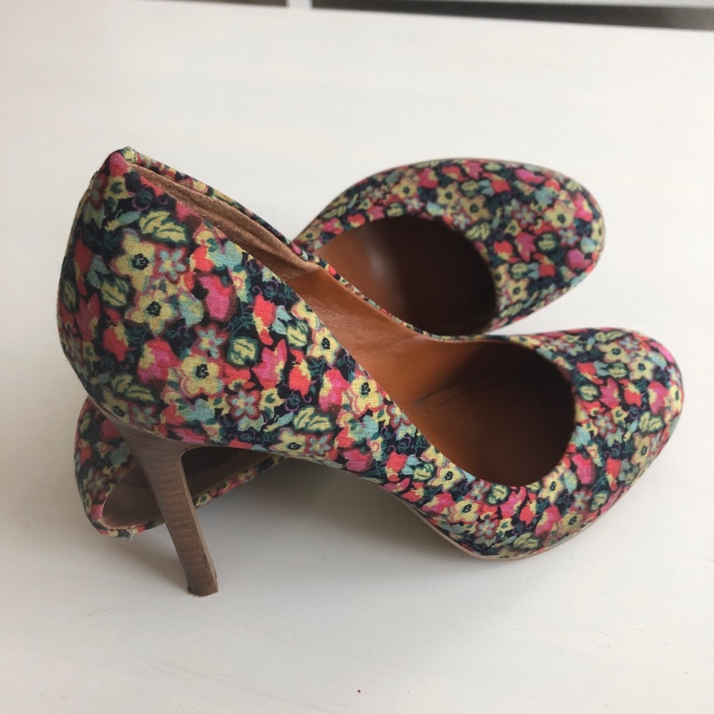 Jessica Simpson Floral Stiletto